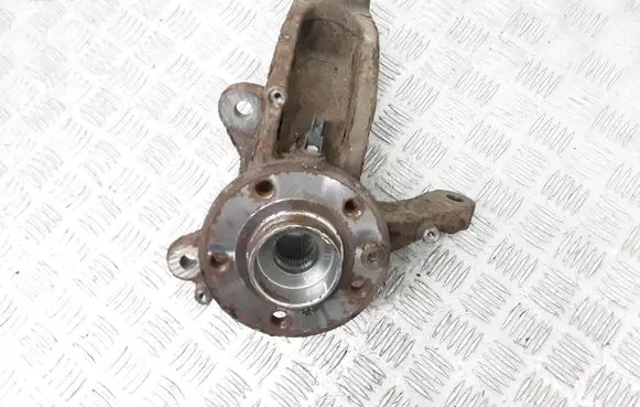 Volvo XC60 Front wheel hub 7G913K171M