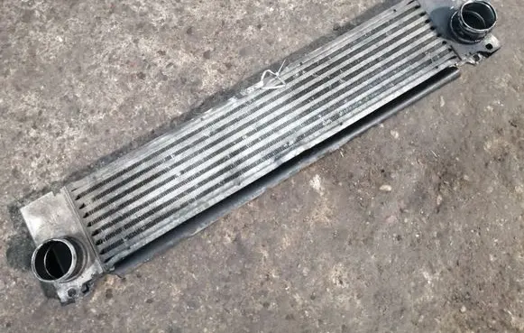 Mercedes-Benz Vito Viano W639 Intercooler radiator A6395010201