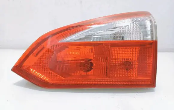 Ford Focus Tailgate rear/tail lights BM5113A602B