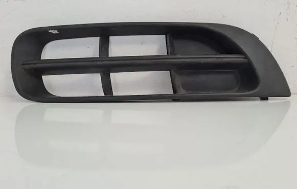 Skoda Fabia Mk1 (6Y) Front bumper lower grill 5J0807368