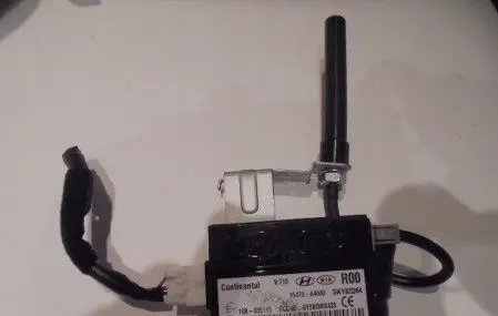 KIA Carens III Antenna control unit 95470A4000