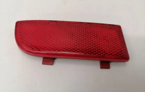 Rear tail light reflector
