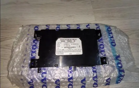 Volvo XC60 Bluetooth control unit module 31282130