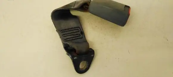 Peugeot 406 Rear seatbelt buckle 54873 51796