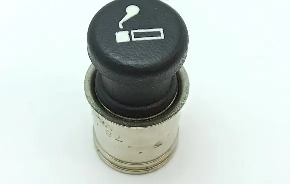 Cadillac STS Seville Cigarette lighter 