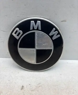 BMW 5 E39 Manufacturer badge logo/emblem 8132375 132375 10333410