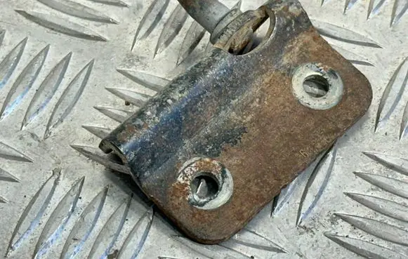 Mercedes-Benz Sprinter W901 W902 W903 W904 Rear door lock loop/hook striker A9067600077 ZGS006 ALGR0