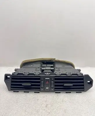 BMW 5 E60 E61 Dash center air vent grill 6910734 114002 S148002