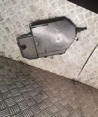 Audi A4 S4 B7 8E 8H Fuse box set