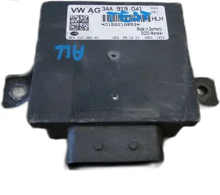 Volkswagen PASSAT B7 Trunk lid opening control unit 3AA919041