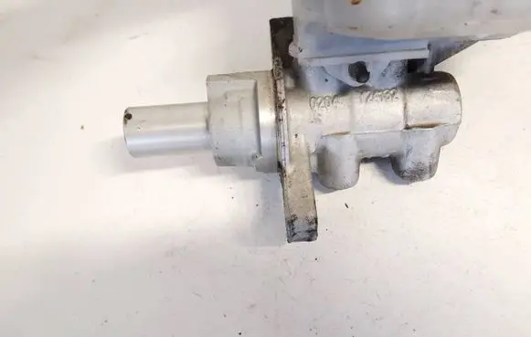 Ford Transit Master brake cylinder
