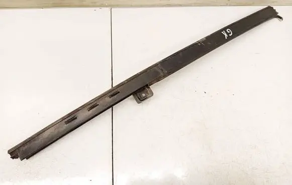Opel Astra H Rear door glass trim molding 