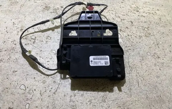 Dodge Charger Aerial antenna amplifier P68067533AI 03338470110 041581A