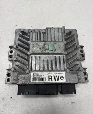 Nissan Qashqai Engine control unit/module 23710BR30A S180033108A
