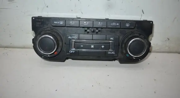 Skoda Octavia Mk2 (1Z) Climate control unit 3T0907044AK