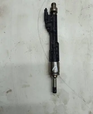 BMW 6 F12 F13 Fuel injector 1307750987