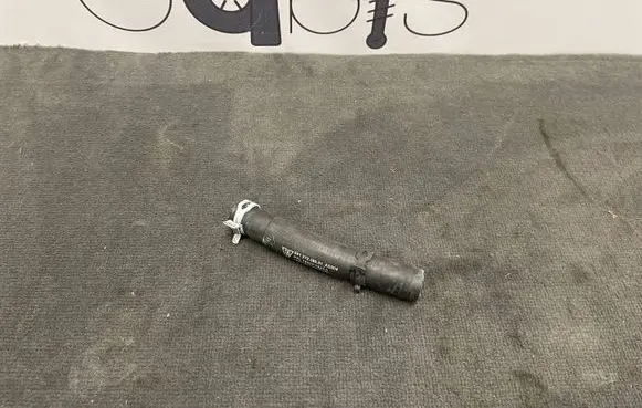 Porsche 911 991 Engine coolant pipe/hose 99157258501