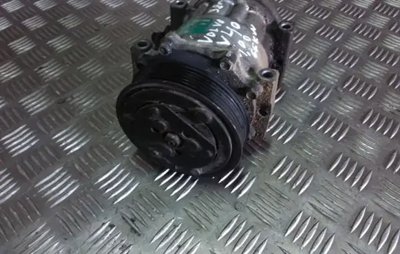 Volvo S40, V40 Air conditioning (A/C) compressor (pump) 7700872158 7553707834