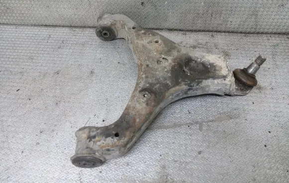 Mercedes-Benz Sprinter W906 Front lower control arm/wishbone