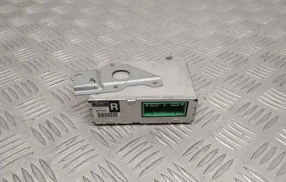 Toyota Land Cruiser (HDJ90) Other control units/modules 8824060140