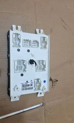 Dodge RAM Comfort/convenience module 68357472AD