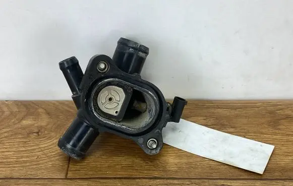 Chevrolet Camaro Thermostat housing 12656444PINYA 12656444