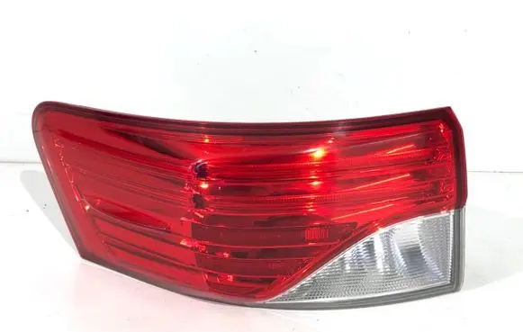 Toyota Avensis T270 Rear/tail lights