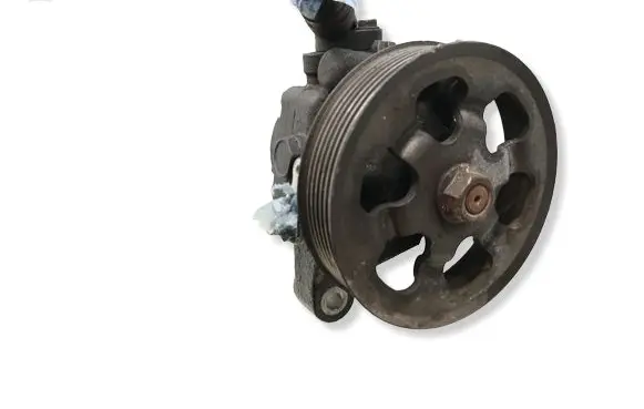Honda FR-V Power steering pump RJJ