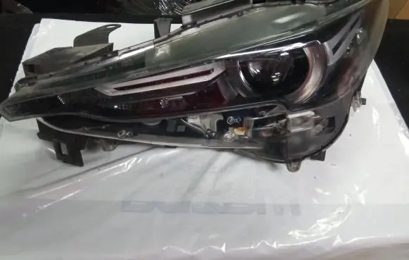 Mazda CX-5 Headlight/headlamp KB8N51040