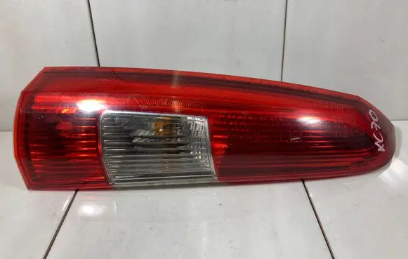 Volvo XC70 Rear/tail lights 9154493