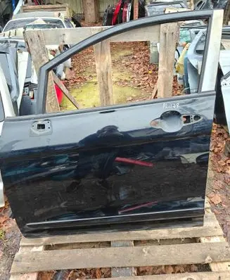 Honda FR-V Front door