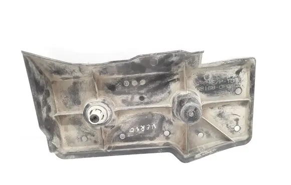 Toyota Verso Other under body part 581680F010