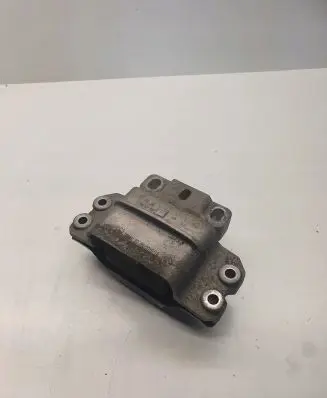 Audi A3 S3 8P Engine mount bracket 1K0199555N