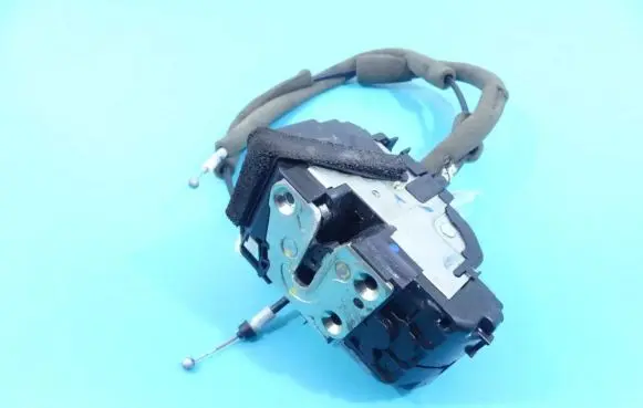 Nissan Pulsar Front door lock IMPRK1164584