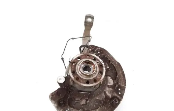 Mercedes-Benz EQC Front wheel hub A2533320201