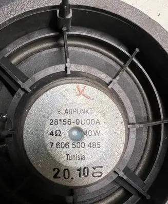 Nissan Qashqai Front door high frequency speaker