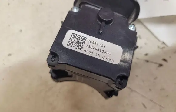 Opel Astra J Wiper control stalk 20941131 13570510804