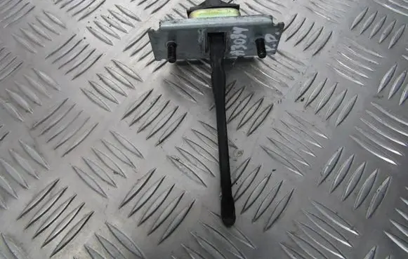 Mazda 323 F Front door upper hinge