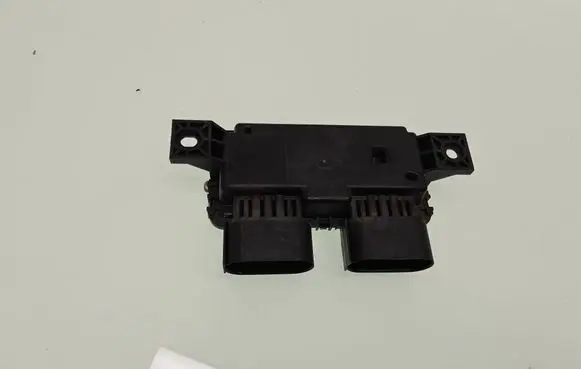 Mercedes-Benz Sprinter W907 W910 Fuel injection pump control unit/module A0009008214