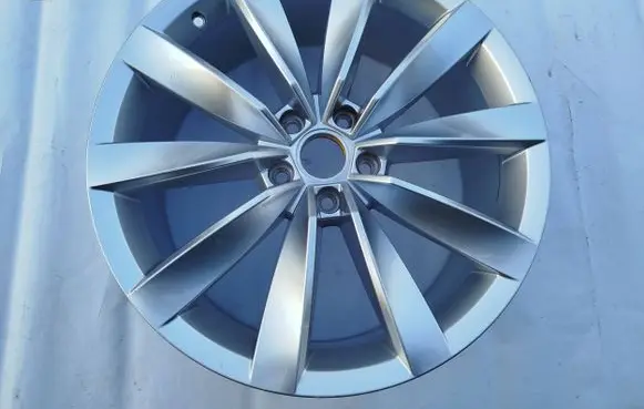 Volkswagen Arteon R19 alloy rim 3G8601025C