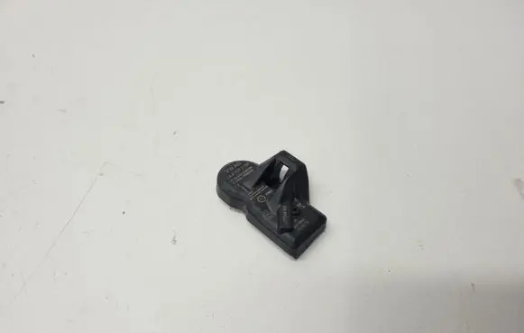 Volkswagen Tiguan Tire pressure sensor 3AA907275B
