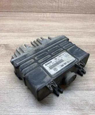 Audi 80 90 B3 Engine control unit/module ECU 8A0907311L 0261203188 Used