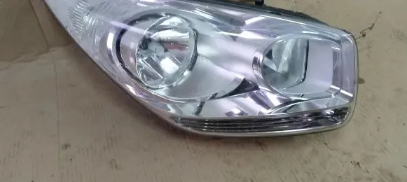 KIA Venga Headlight/headlamp 92102-1P000