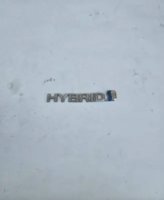 Toyota RAV 4 (XA40) Manufacturers badge/model letters 