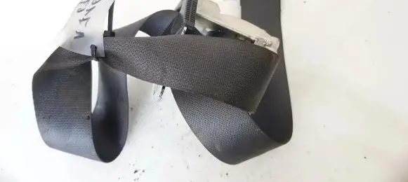 Dodge Magnum Rear seatbelt 6096513517 2021205