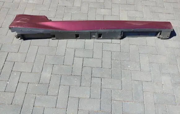 Nissan 370Z Sill 768501EA0H