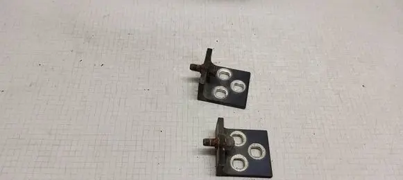 Saab 9-5 Front door upper hinge