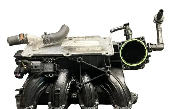 Volkswagen Golf VI Intake manifold 03F145749B 0261230267