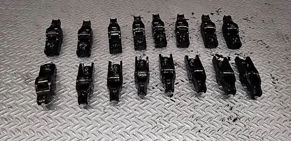 Opel Astra H Valve rocker arm 