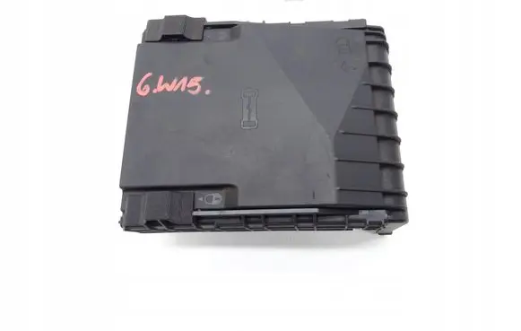 Volkswagen PASSAT B7 Fuse box set 3C0937125A